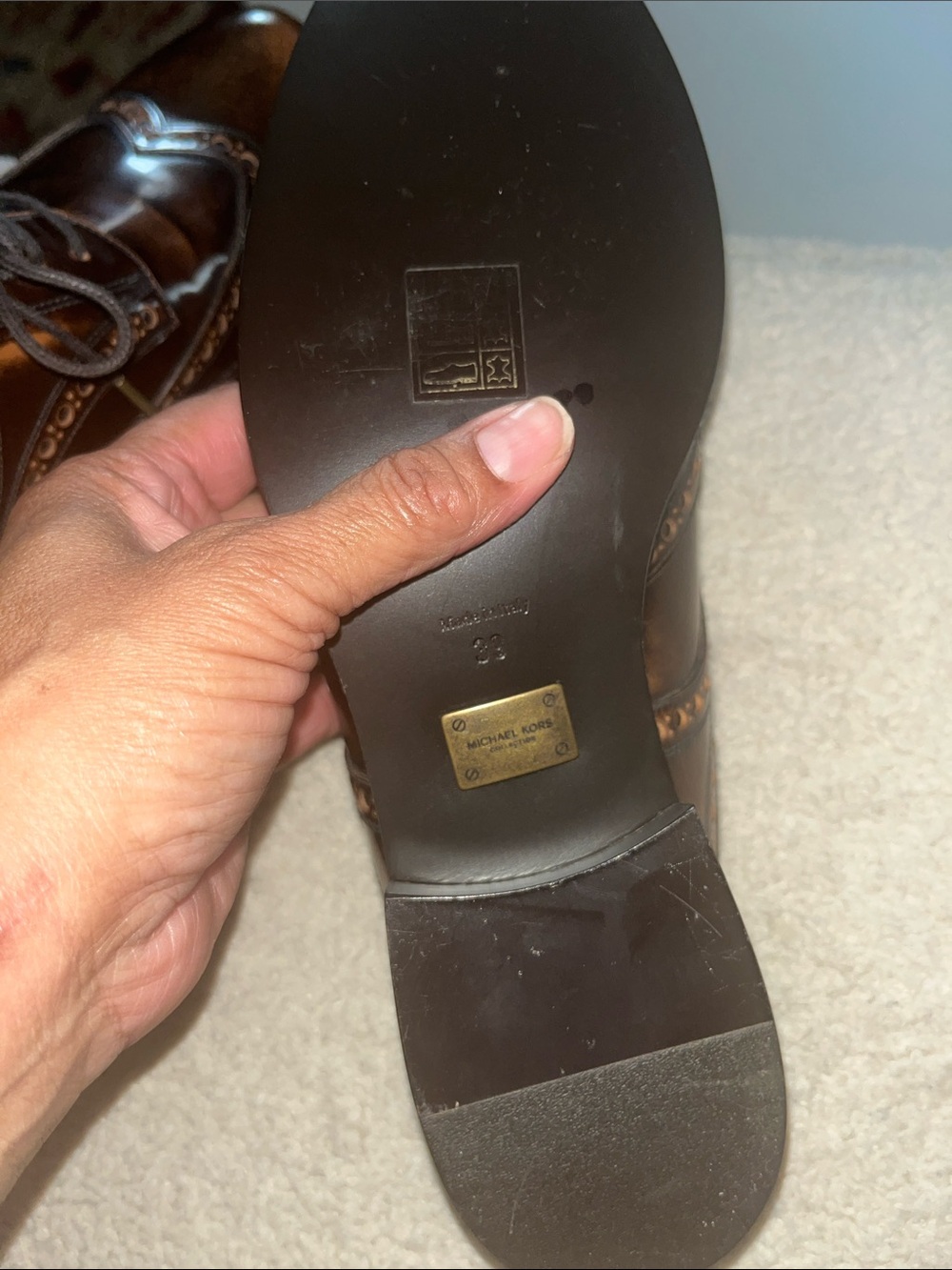 Michael Kors Women’s size 39 Dark Brown Leather Wingtip open back slip-on - Picture 5 of 8